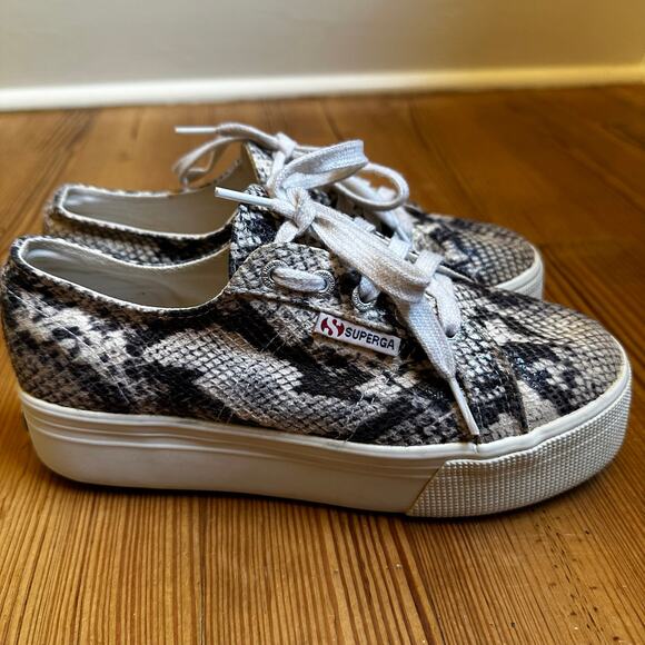 Superga gray cream snakeskin upper platform lace low top sneakers SIZE 7 - Picture 1 of 6